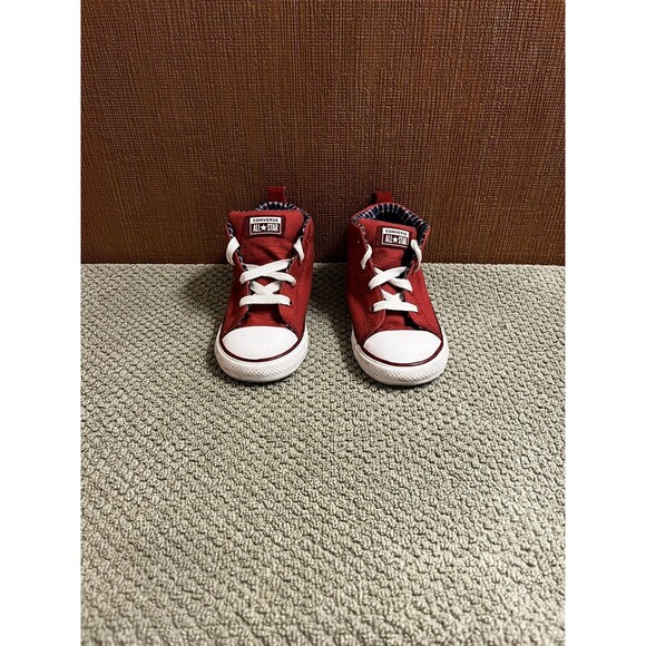Red Other - Converse Kids Boys' Chuck Taylor All Star Street Big, Signal Red/Cadet Size 9